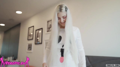 Little cute ghostie takes it deep in her tight pussy and gets cum covered - Eva Elfie